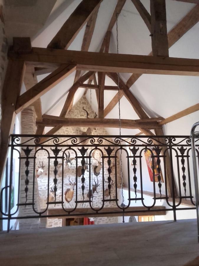 Les Chambres De La Basilique Neuvy-Saint-Sépulchre Dış mekan fotoğraf