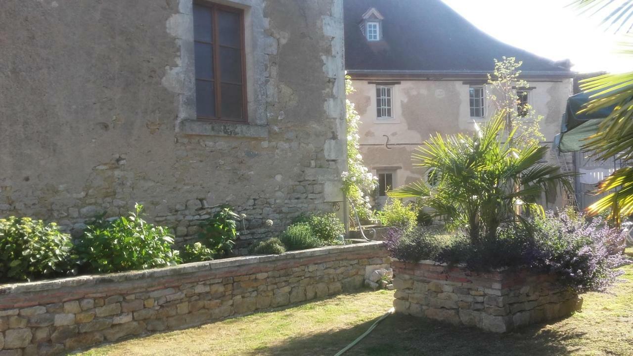 Les Chambres De La Basilique Neuvy-Saint-Sépulchre Dış mekan fotoğraf