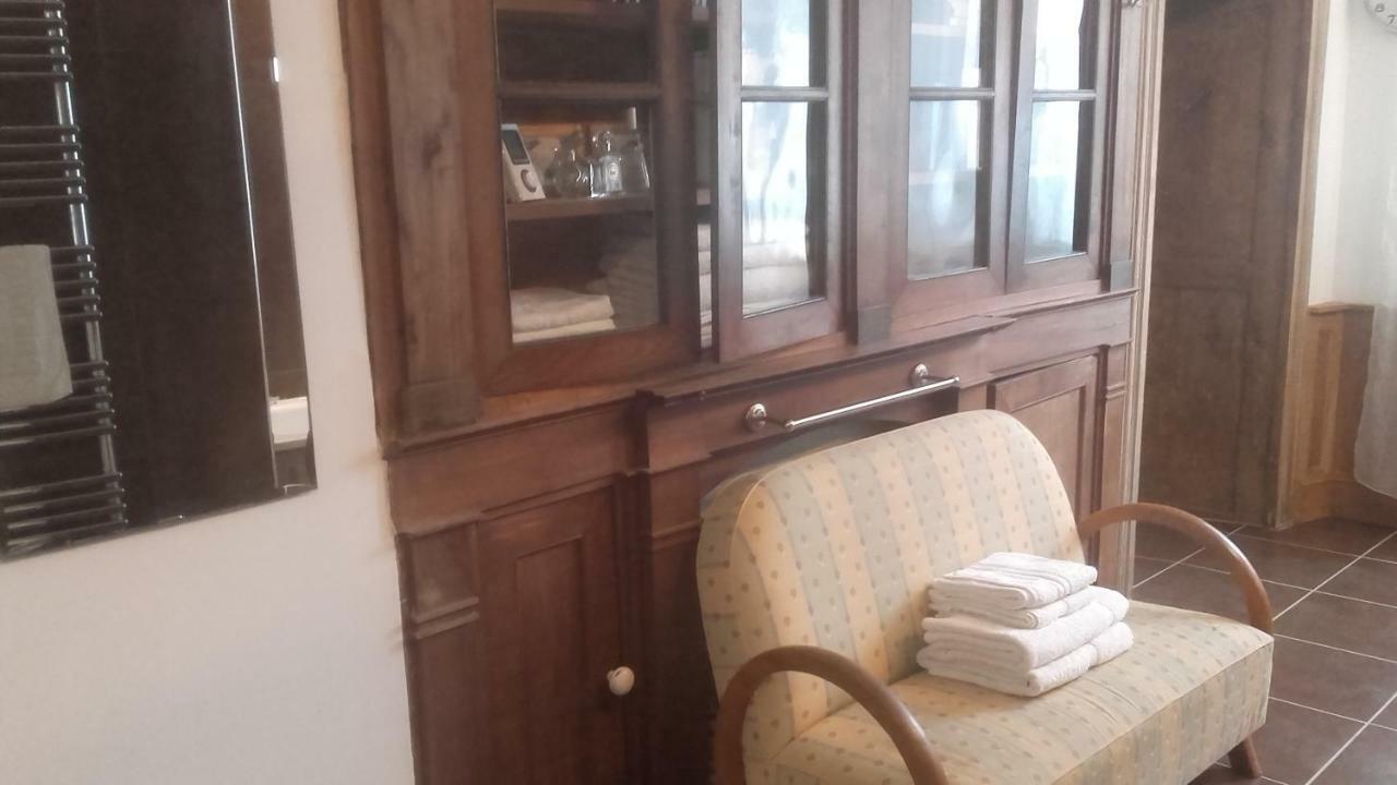 Les Chambres De La Basilique Neuvy-Saint-Sépulchre Dış mekan fotoğraf